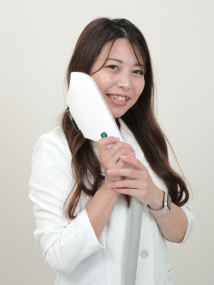 村上 晴菜